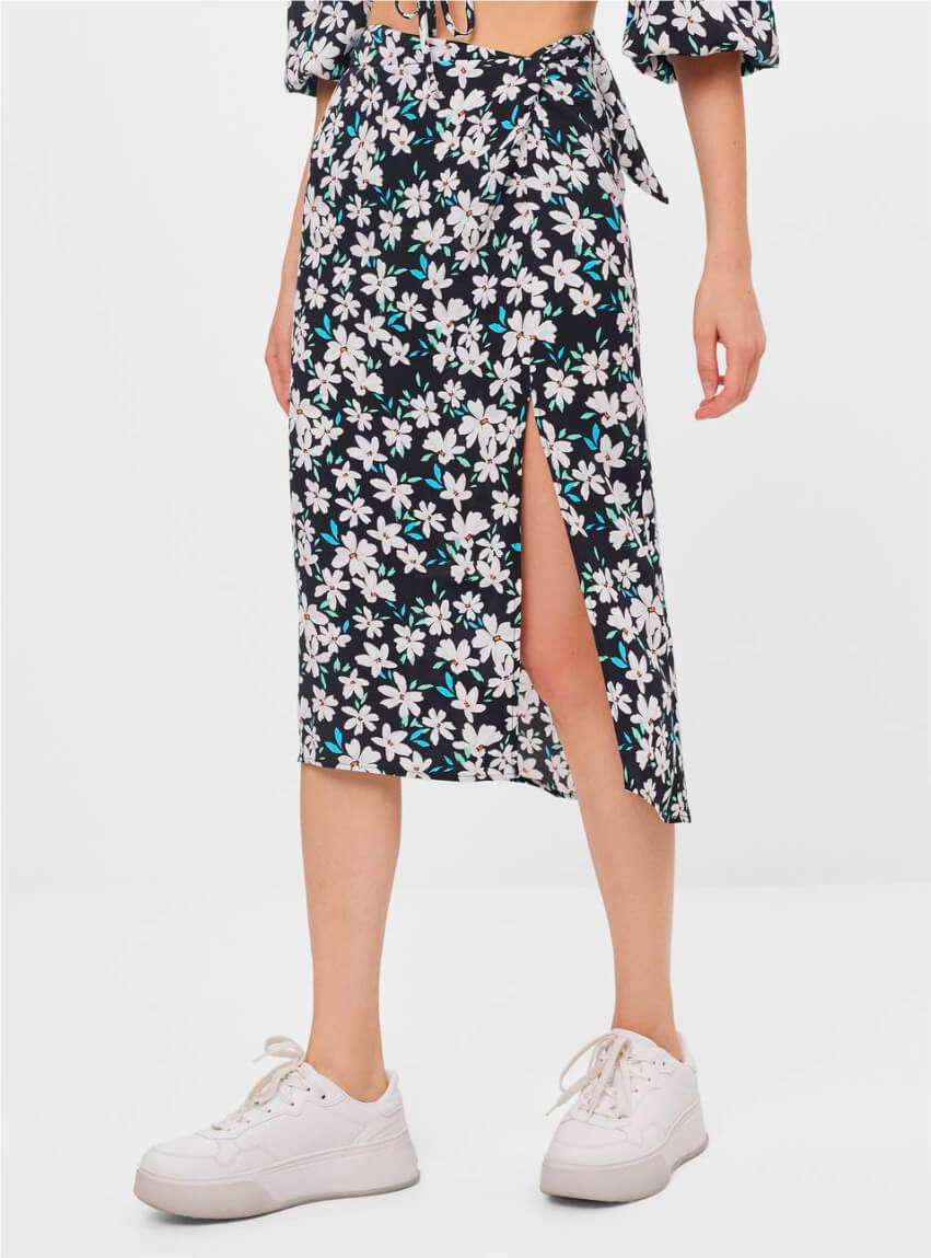 Spódnica w kwiaty